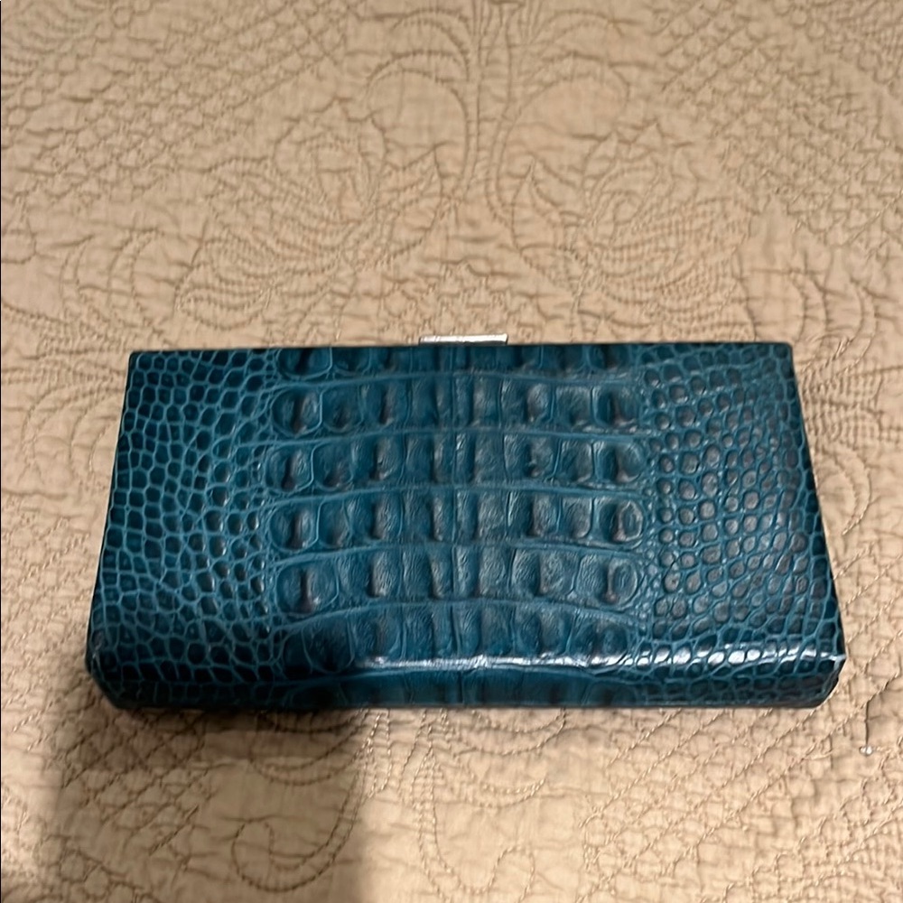 Elegant Teal Crocodile-Embossed Clutch